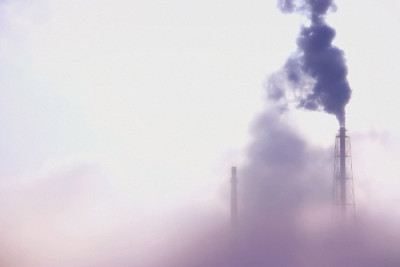 airpollution 400x267 What are the most dangerous threats to our air quality?